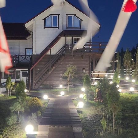 Гостьовий Дім Круасан Сімейний Bukovel Exterior foto